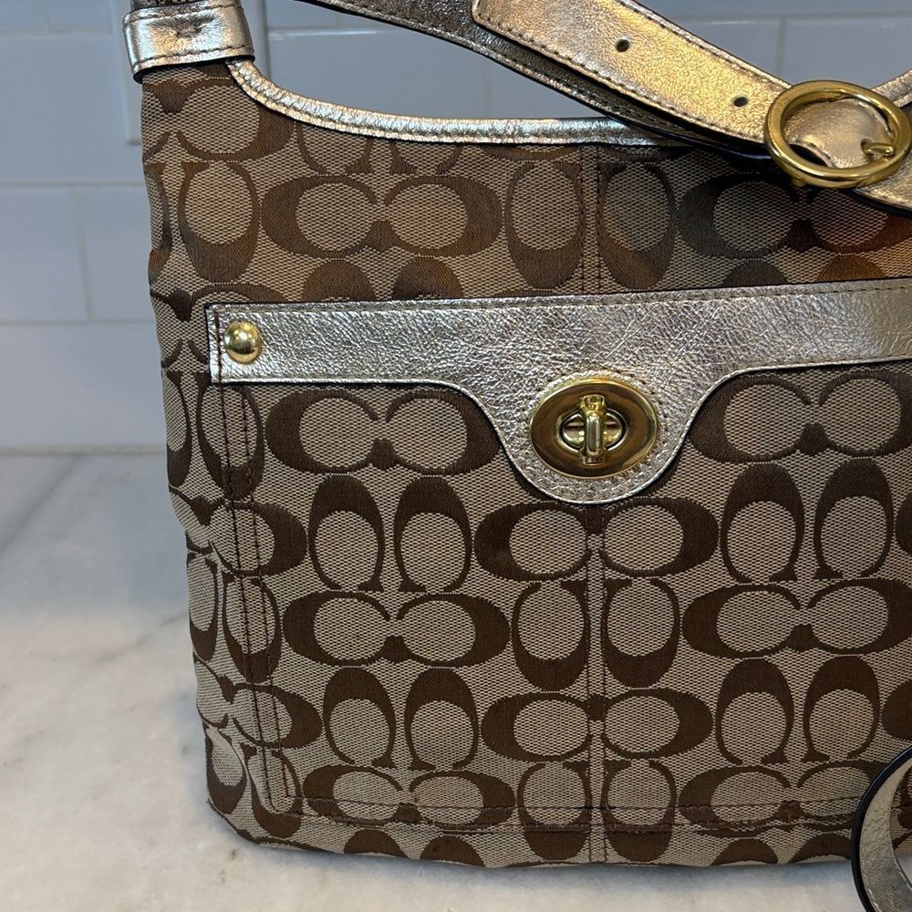 Coach Crossbody Purse Handbag Penelope Jacquard Signature Logo Hippie Bag - Picture 2 of 15